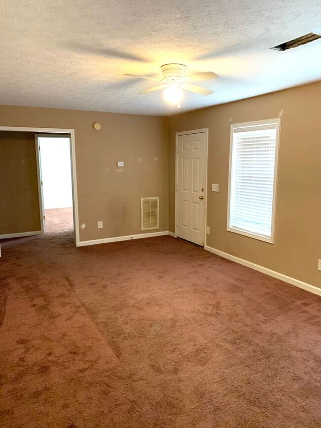 Photo - 1951 Rock Ledge Ct