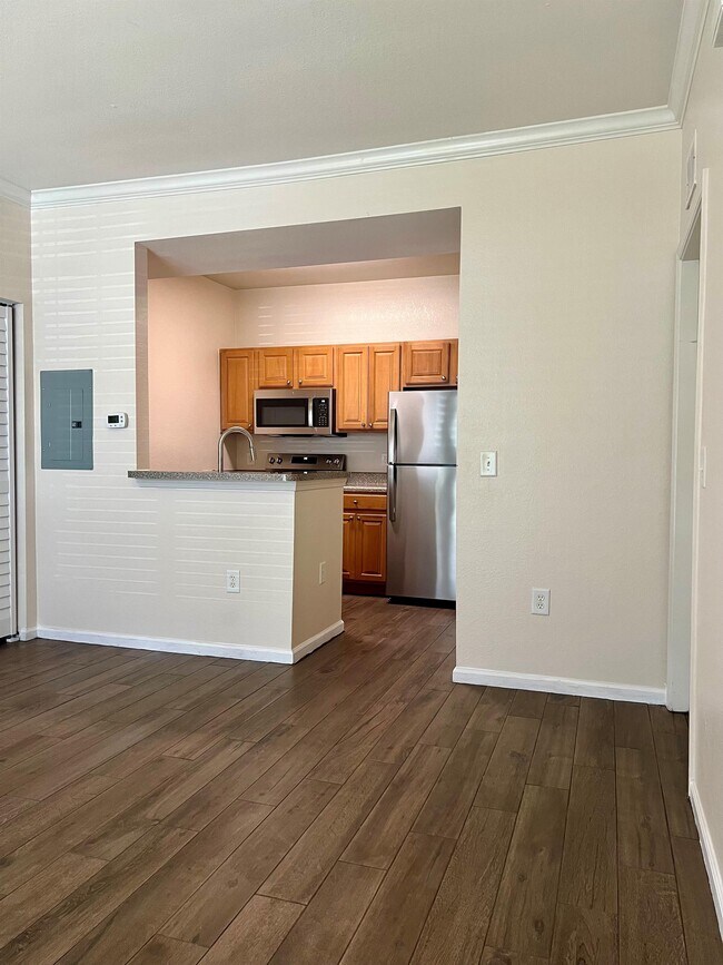Photo - 11811 Estates Club Dr