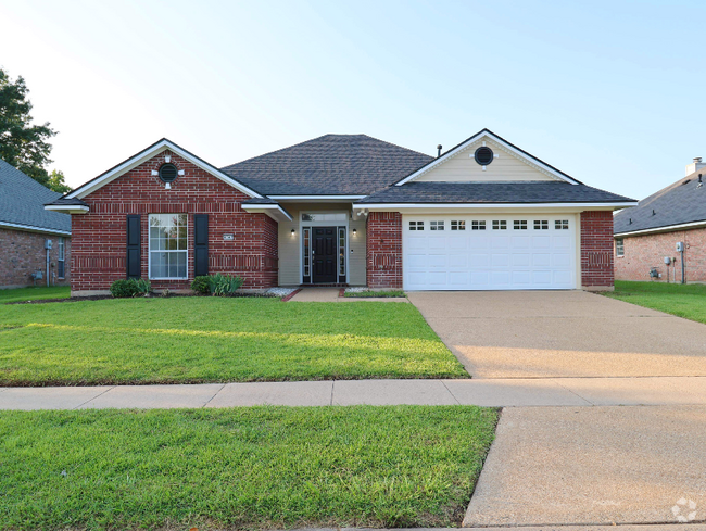 Building Photo - 6005 Applegate Cir Rental