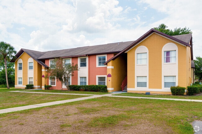 Building Photo - Fox Hollow Rental