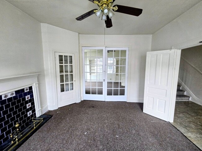Building Photo - 124 S 9th St Rental