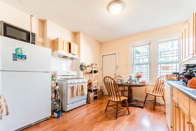 Photo - 50 Green St