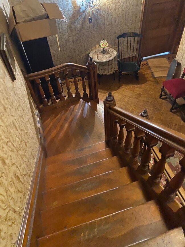 Photo - 182 Washington Ave Unidad Third floor mansion apt.