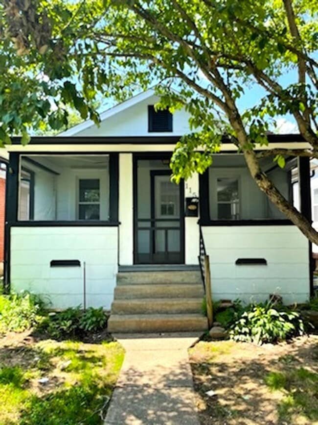 Building Photo - Beautifully Remodeled Riverview Two Bedroom One Bath Home in Dunbar.