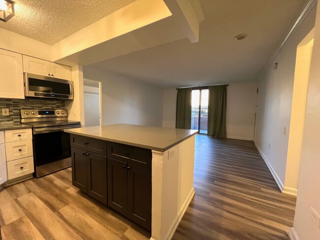 Photo - 1301 Speer Blvd Unidad 202