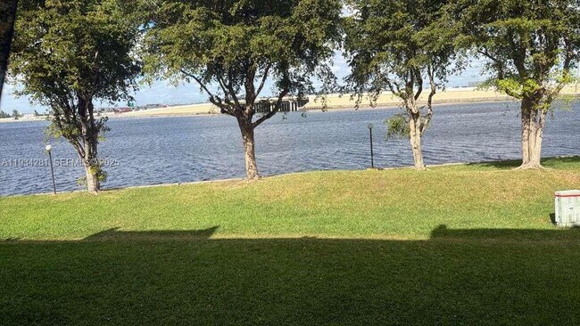 Photo - 4803 NW 7th St Unidad 210-14