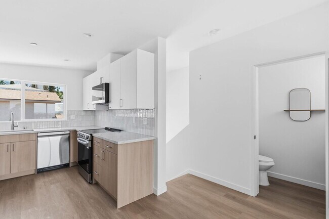 Photo - 6638 Valjean Ct