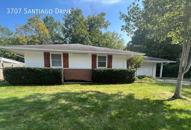 Building Photo - 3707 Santiago Dr Rental