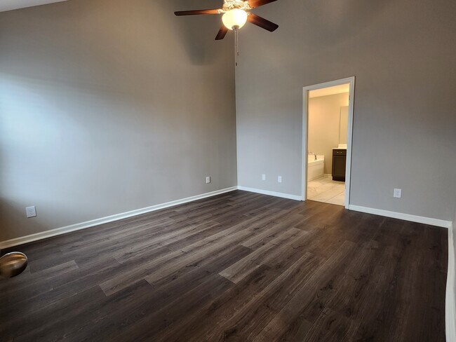 Photo - 431 Tristan Wy