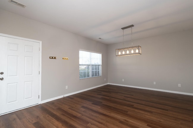 Photo - 1512 Sunflower Field Pl