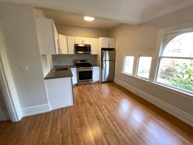 Photo - 535 30th St Unit #2