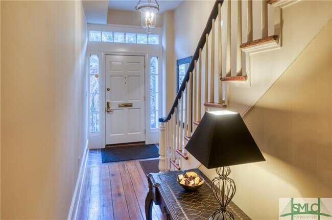 Photo - 20 E Macon St Unit 2nd Fl Level