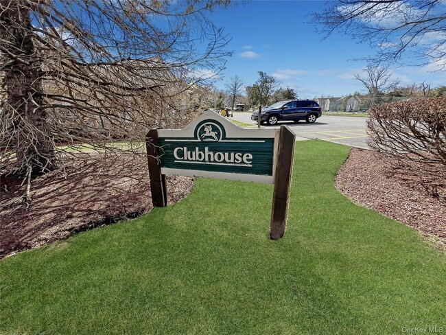 Photo - 1024 Washington Green