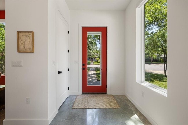 Photo - 1800 Singleton Ave