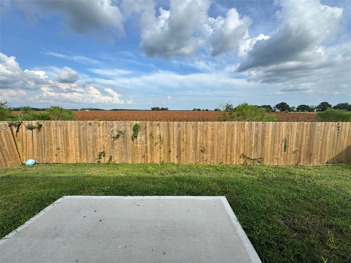 Photo - 7922 Vacek Meadows Loop