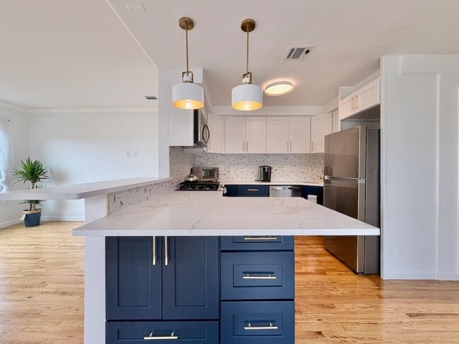 Photo - 126 OGDEN Ave Unidad 3