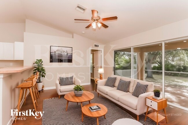 Photo - 6006 Dora Ave N