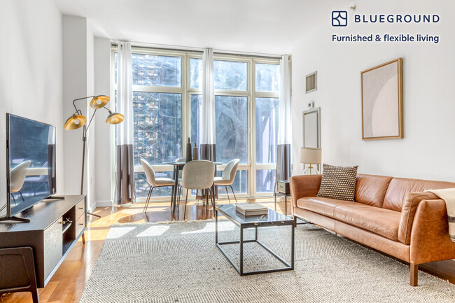 Building Photo - 1600 Broadway Rental