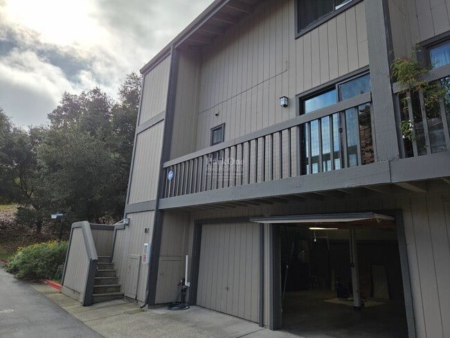 Photo - Incredible El Cerrito Hills Townhome