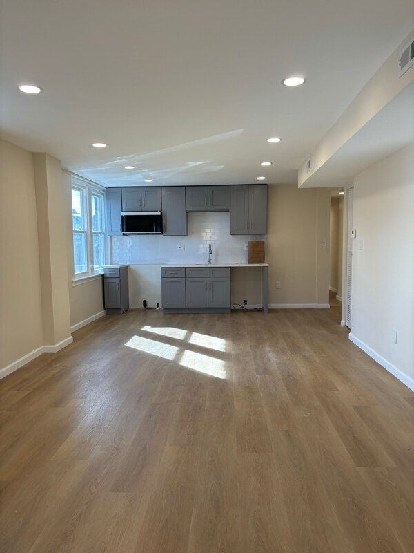 Photo - 1318 E Luzerne St Unidad 1