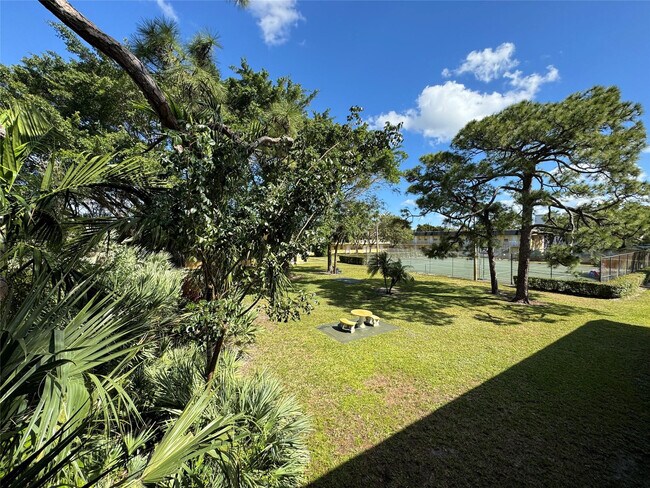 Photo - 5162 NE 6th Ave Unit 324