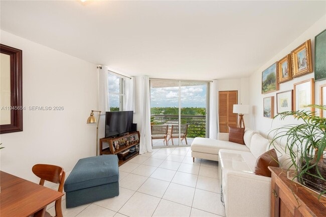 Photo - 2400 SW 3rd Ave Unit 703