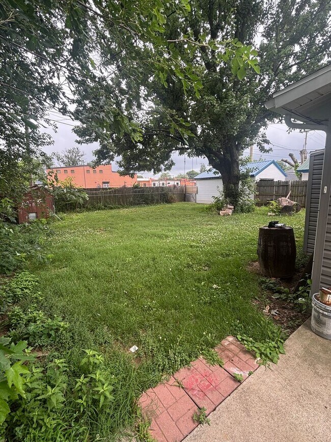 Photo - FOR RENT 3 bed 1 bath!