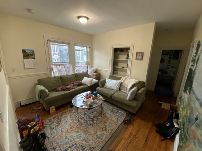 Photo - 78 Hillside St Apartments Unit 2