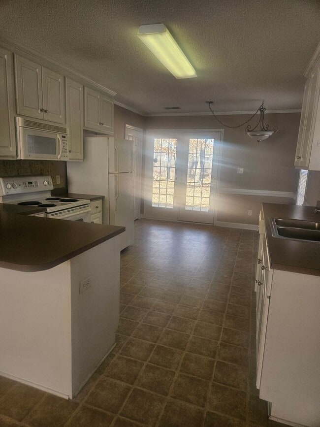 Photo - 203 A S Harding Drive