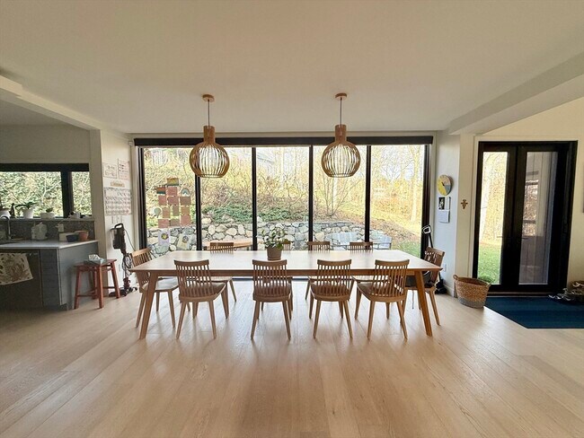 Photo - 6 Parkside Dr