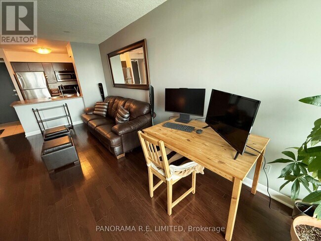 Photo - 225 Sherway Gardens Rd Unit 804