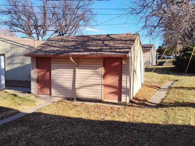 Storage Unit (Right Side) - 1440 Bonforte Blvd