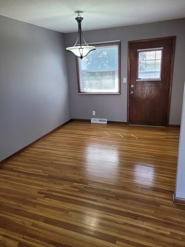 Photo - 4712 Western Ave