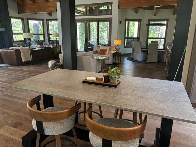 Photo - Winter Season Rental - The Estates in Incl...