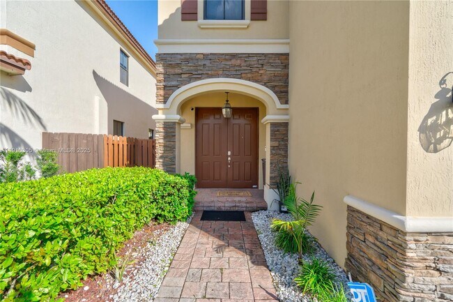 Photo - 8825 NW 100th Pl