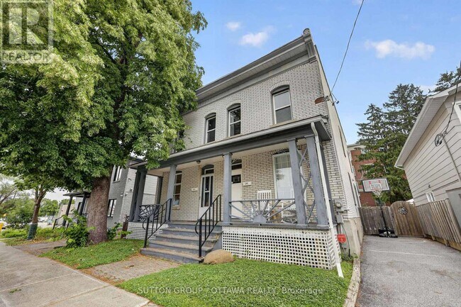 Photo - 293 Olmstead St
