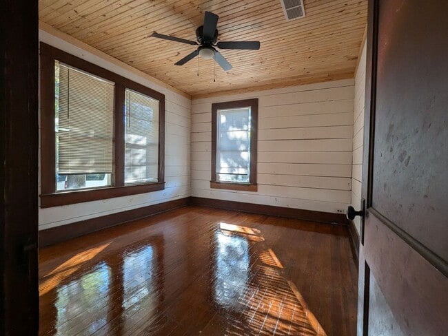 Building Photo - Home for rent -Coming Soon!