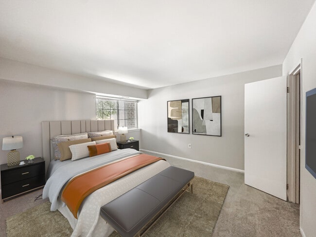 Creekside North Apartments