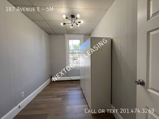 Photo - 187 Ave E Unit 5M