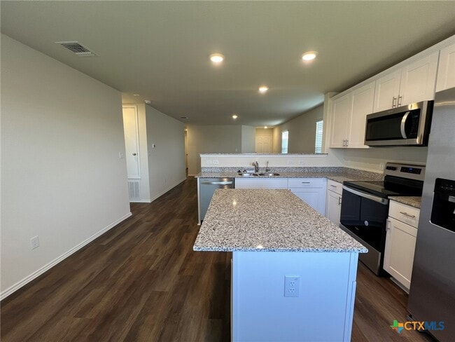 Photo - 760 Heartseed Ave