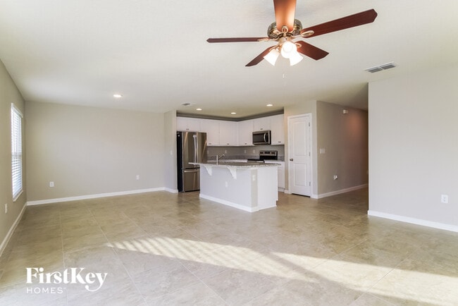 Photo - 341 S Haven Ct