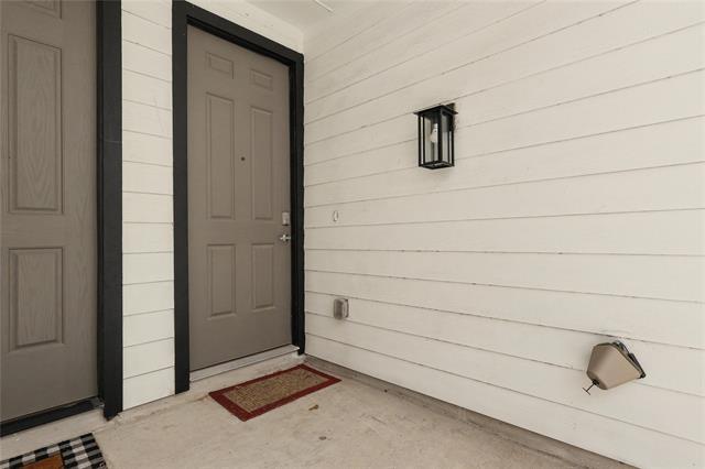 Photo - 2116 Shea Rd