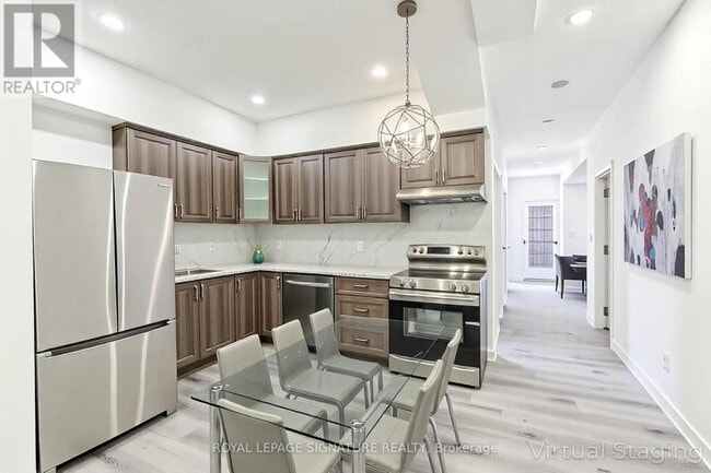 Photo - 9 Walter Clifford Nesb Dr