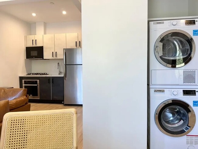 Photo - Furnished room/NOT APARTMENT Unit 1