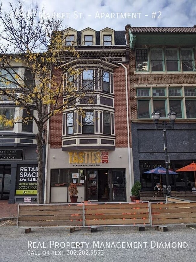 Building Photo - 825 N Market St Unit #2