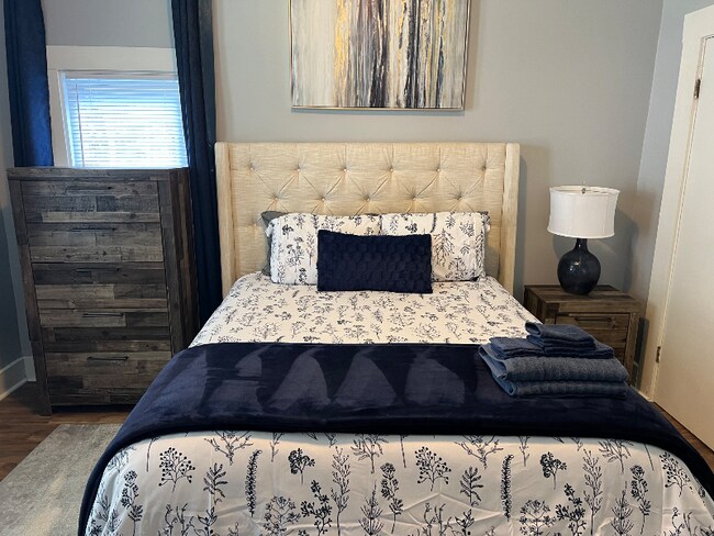 Photo - 5112 Ravenna St