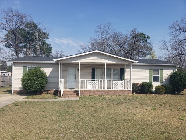 Building Photo - 2640 O'Glesby Dr