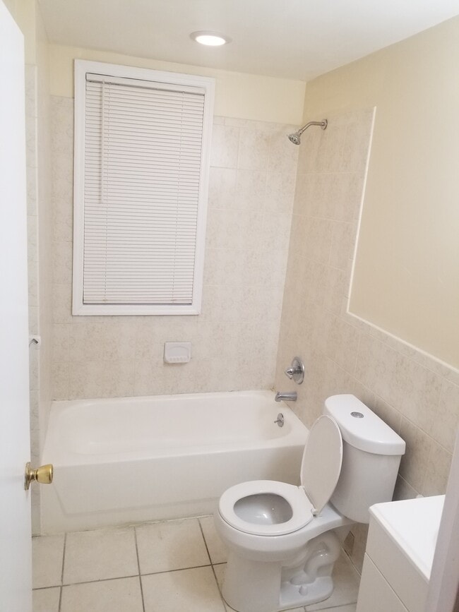 Photo - 496 21st St Unidad 2