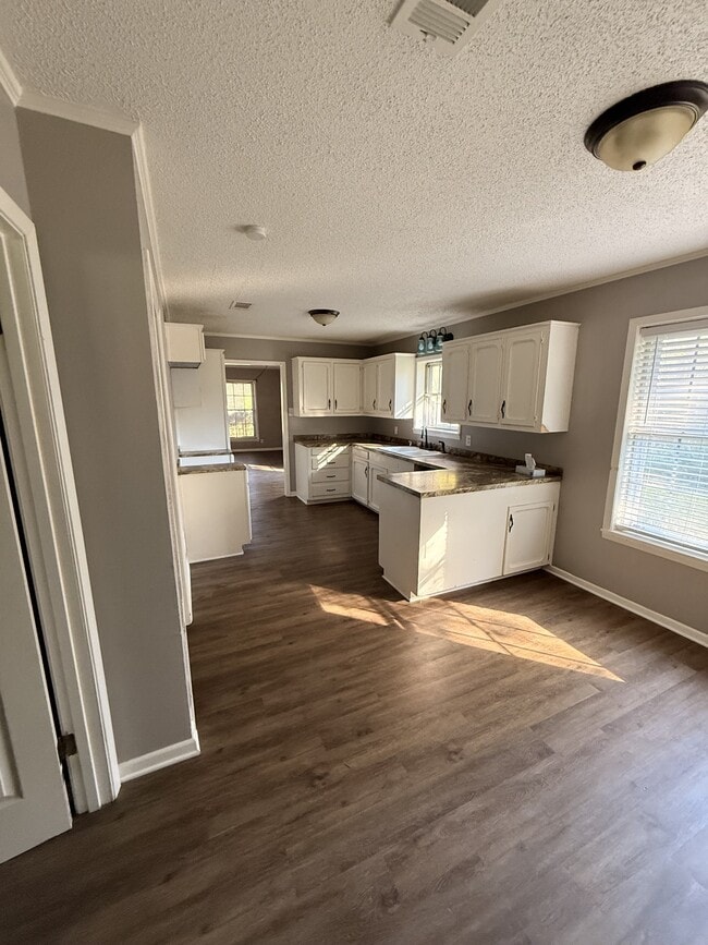 Photo - 200 S Birch St