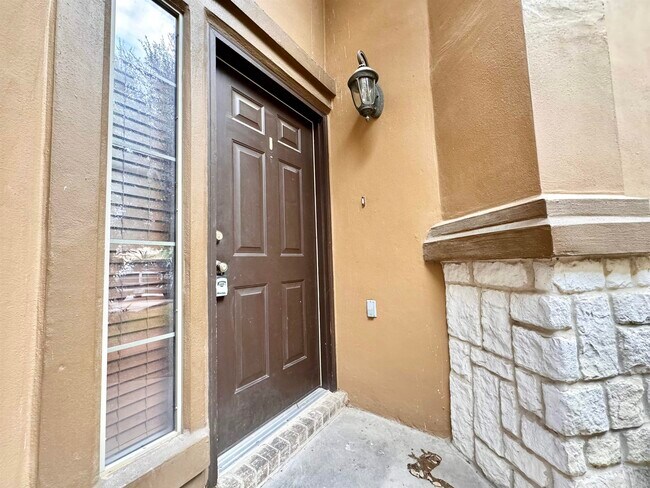 Photo - 9310 Albany Dr Unit 44